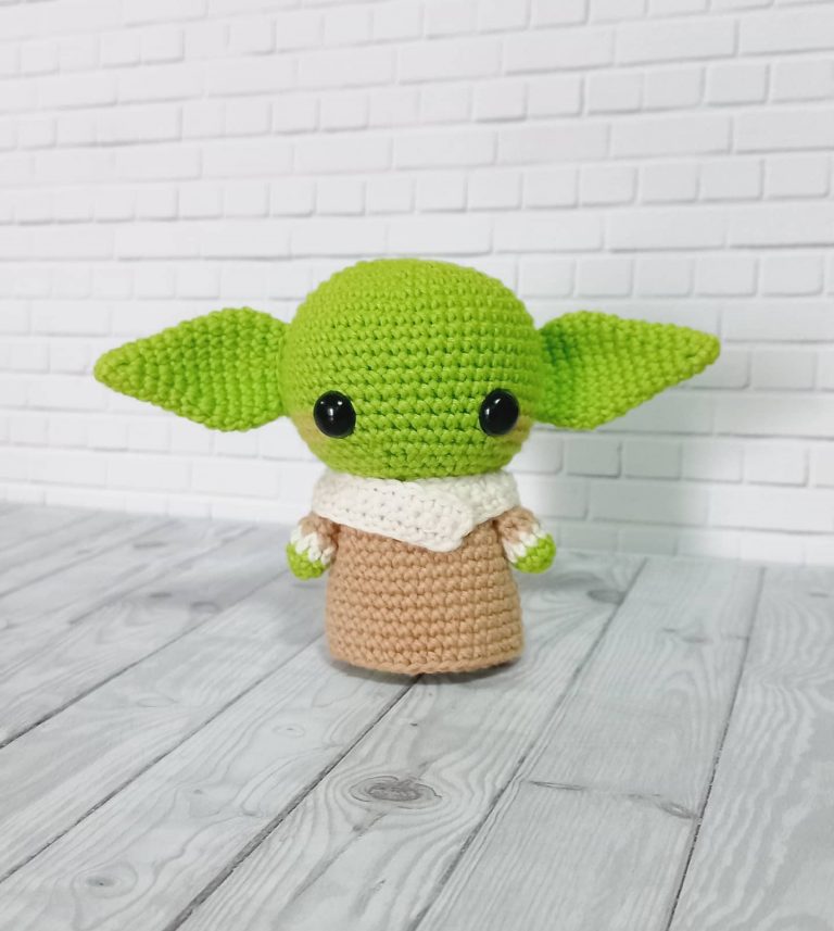 Baby Yoda Keychain Amigurumi Free Pattern Crochet