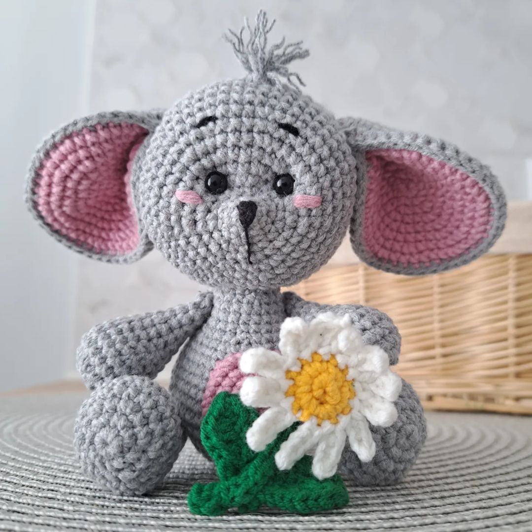 Amigurumi Cute Crochet Mouse Gustavo Free Pattern – Crochet